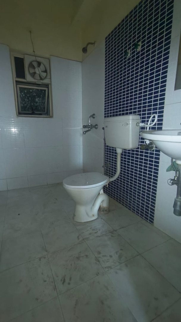 Unfurnished 3bhk in Janakpur Path, Kalyani Nagar, JANAKPUR, Kahilipara, Guwahati, Assam, India for Rent